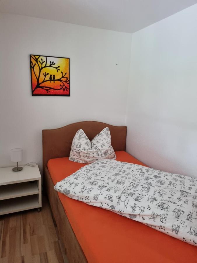 Katzow Ferienwohnung Editha Mit Wintergarten מראה חיצוני תמונה